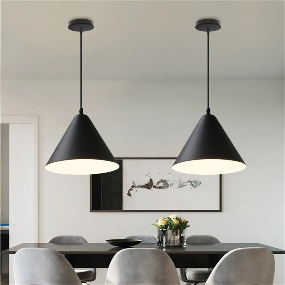Nordic Modern Hanging Lamps Vintage Iron Black E27 Pendant Lights for Living Room Over Table Dining Room Bedside Suspension Ligh